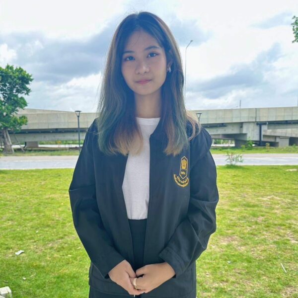 เสื้อนอกหญิง