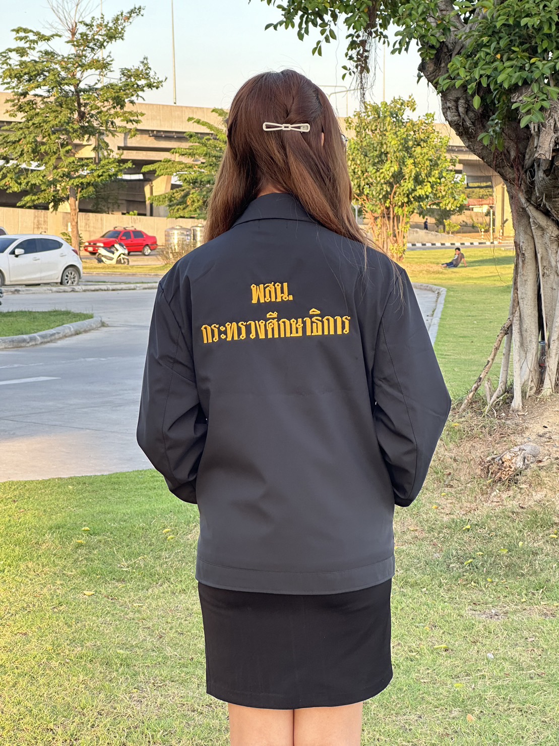เสื้อแจ็คเก็ตพสน 390 ปักหน้าหลัง เสื้อสีดำ #เจ้าหน้าที่ส่งเสริมความประพฤตินักเรียนและนักศึกษา - Image 3